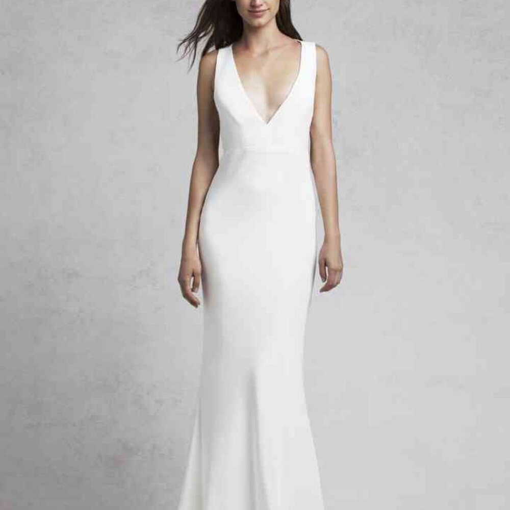Monique L’Hullier Bliss Wedding Gown BL16138